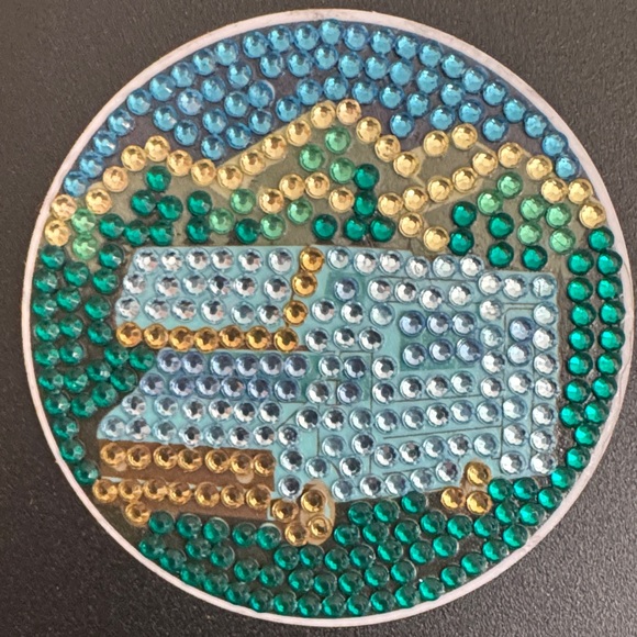 Handcrafted Diamond Art Magnet Set - Road Trip Retreat - Set of 2 - Picture 4 of 6